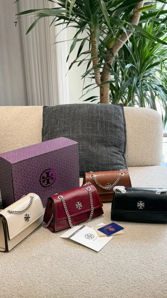 Tory Burch Kira Shoulder Bag in Leather — 20 cm — source photograph 1 of 3