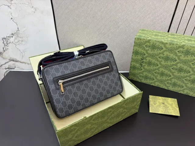 Gucci Ophidia Camera Bag in Leather — 26 × 17 cm — source photograph 1 of 3