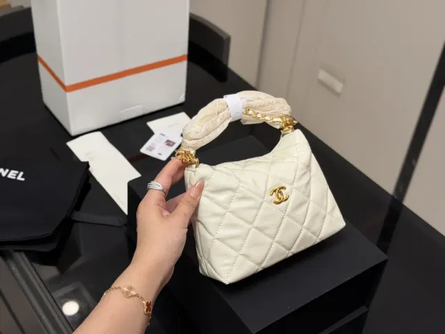 Chanel Gabrielle Shoulder Bag in Leather — 18 × 12 cm — source photograph 1 of 3