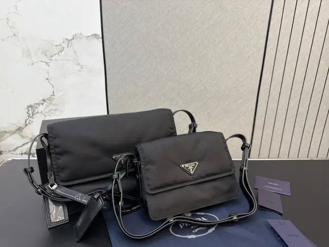 Prada Re-Nylon Flap Messenger Bag — 30 × 23 cm Options — source photograph 1 of 3