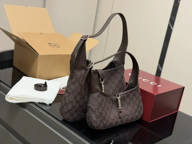 Gucci Jackie Crossbody Bag in Leather — 28 × 14 cm Options — source photograph 1 of 3