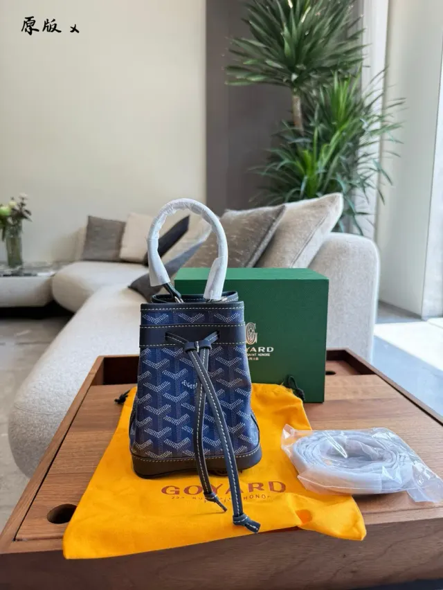Goyard Bucket Bag in Leather — source photograph 1 of 3