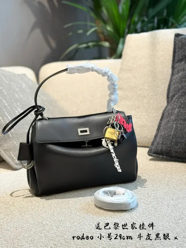 Balenciaga Rodeo Handbag in Leather — 29 cm — source photograph 1 of 3
