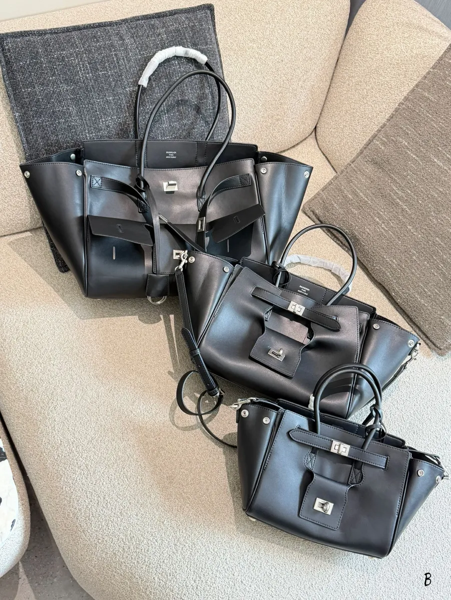 Balenciaga Bel Air Crossbody Bag — source photograph 1 of 3