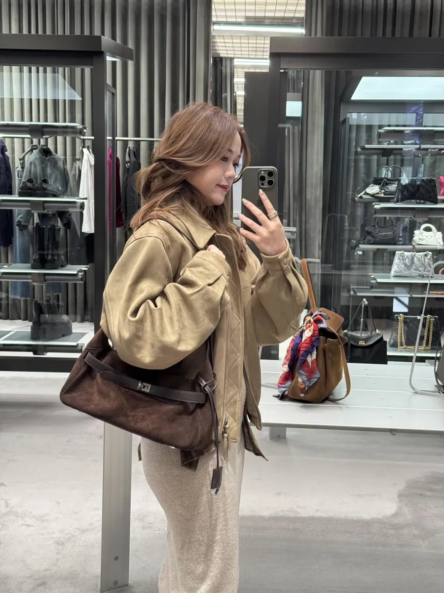 Balenciaga Bel Air Suede Handbag — source photograph 1 of 3