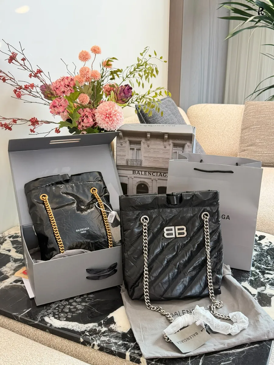Balenciaga Crush Quilted Chain Tote Bag — source photograph 1 of 3