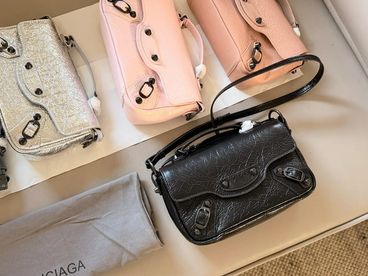 Balenciaga Le City Studded Messenger Bag - 20 × 12 cm — source photograph 1 of 3