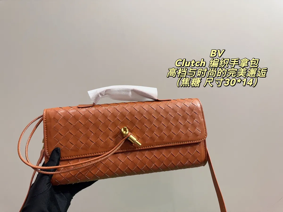 Bottega Veneta Woven Clutch Bag — source photograph 1 of 3