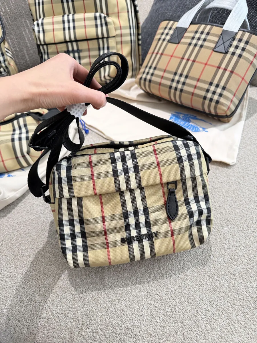 Burberry Check Embroidered Camera Bag - 20 cm — source photograph 1 of 3