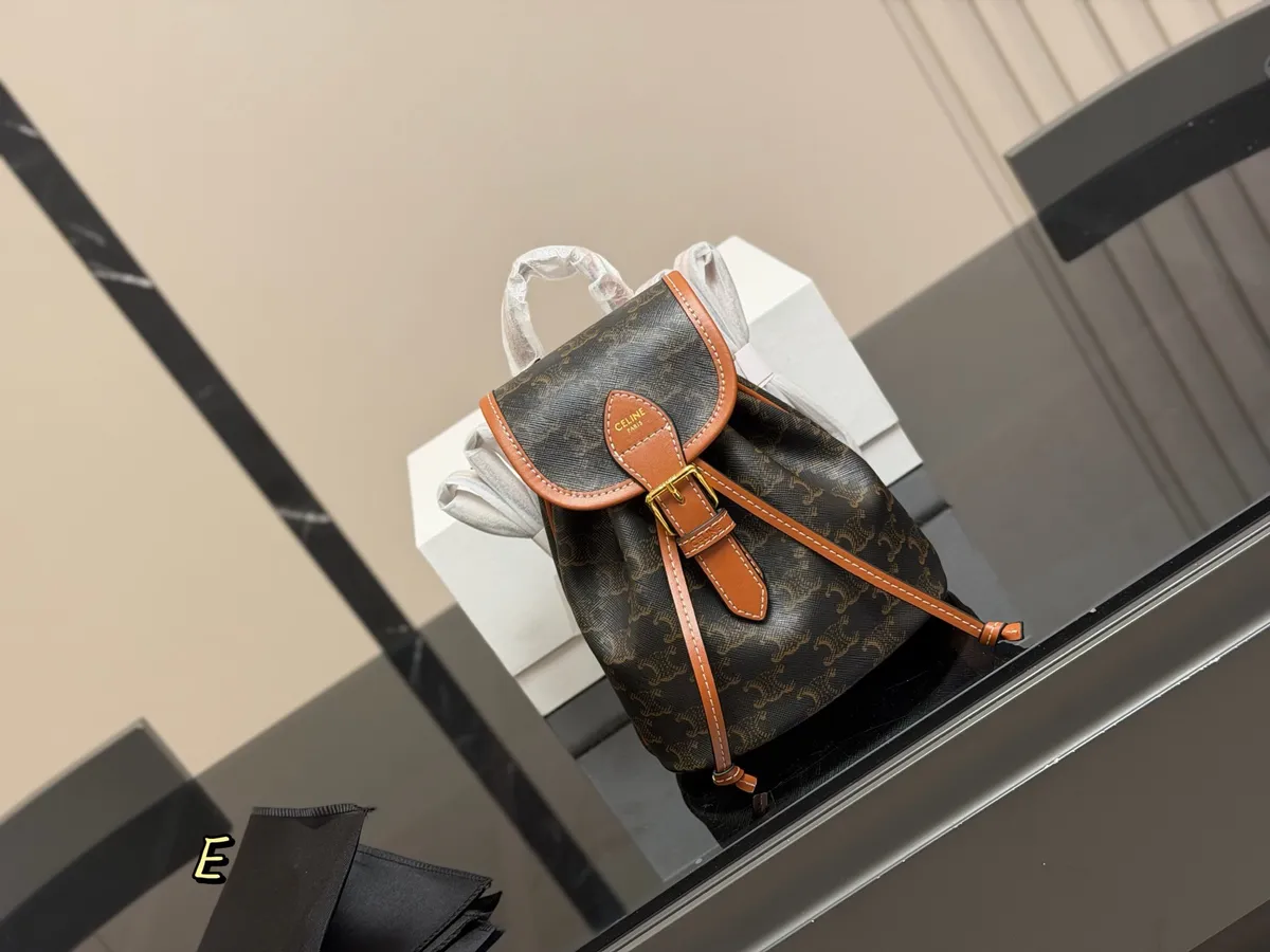 Celine Backpack - 18 × 20 cm — source photograph 1 of 3