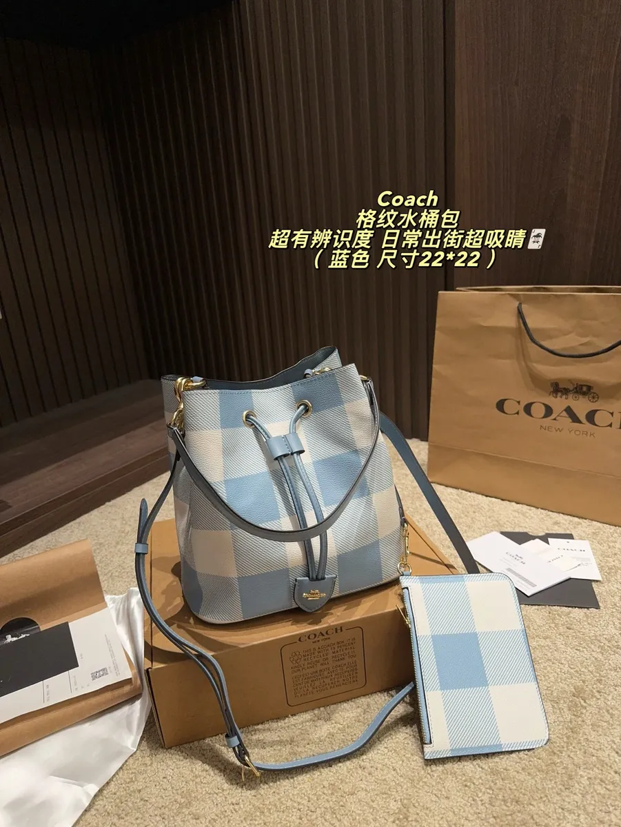 Coach Check Canvas Bucket Bag - 22 × 22 cm — source photograph 1 of 3