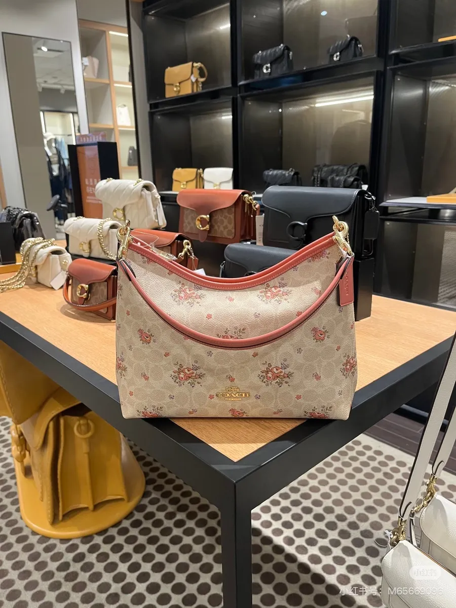 Coach Laurel Printed Floral Handbag — source photograph 1 of 3