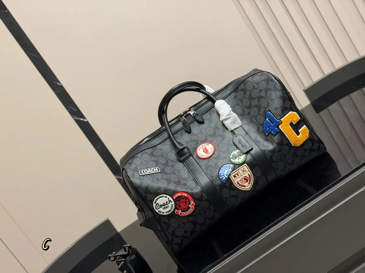 Coach Travel Bag - 45 cm — source photograph 1 of 3
