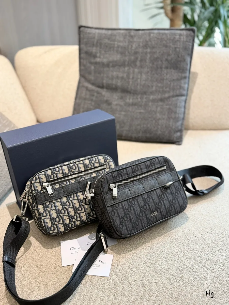 Dior Canvas Monogram Camera Bag - 20 cm — source photograph 1 of 3