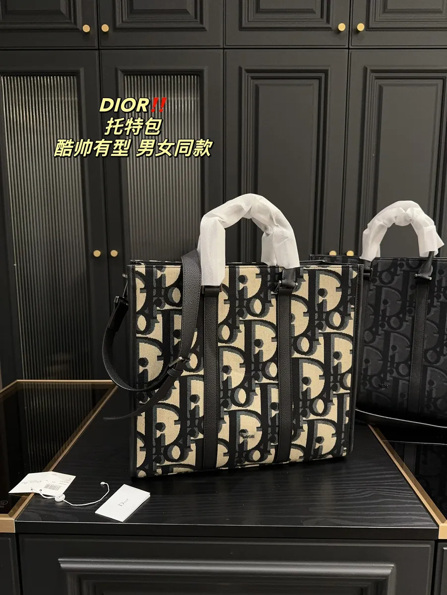 Dior Monogram Tote Bag — source photograph 1 of 3
