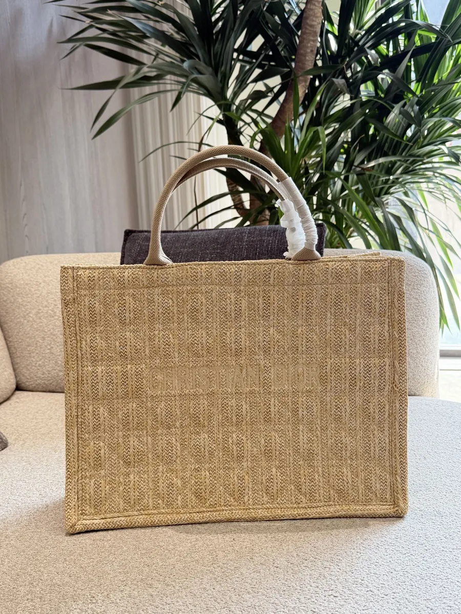 Dior Woven Shoulder Bag - 40 cm — source photograph 1 of 3