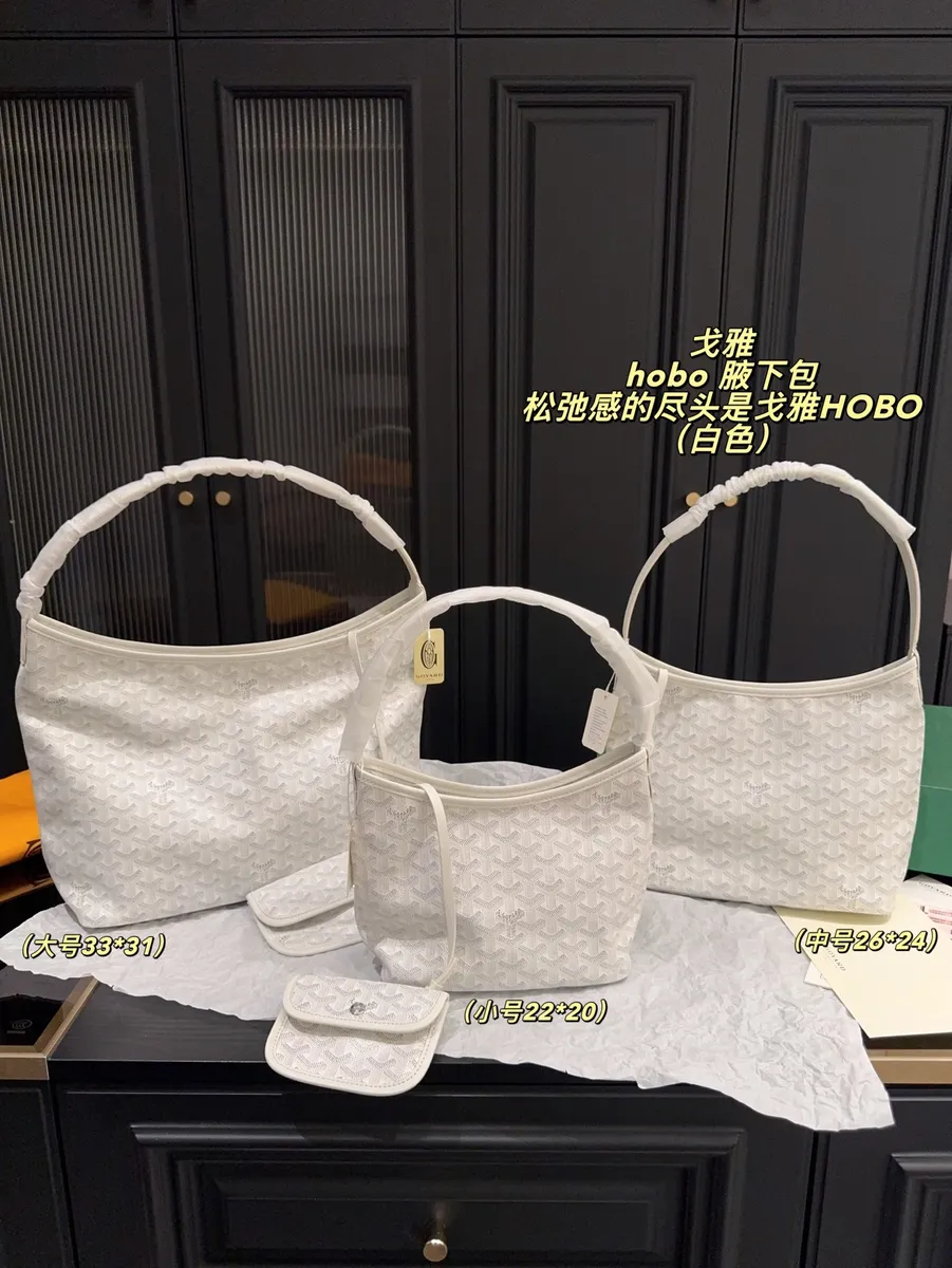 Goyard Shoulder Bag — source photograph 1 of 3