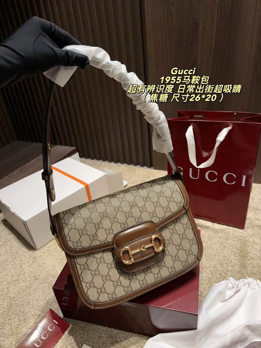 Gucci Canvas Crossbody Bag — source photograph 1 of 3