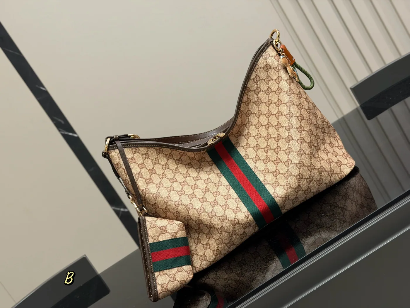 Gucci GG Web-Stripe Hobo Tote, beige and brown — tote and pouch