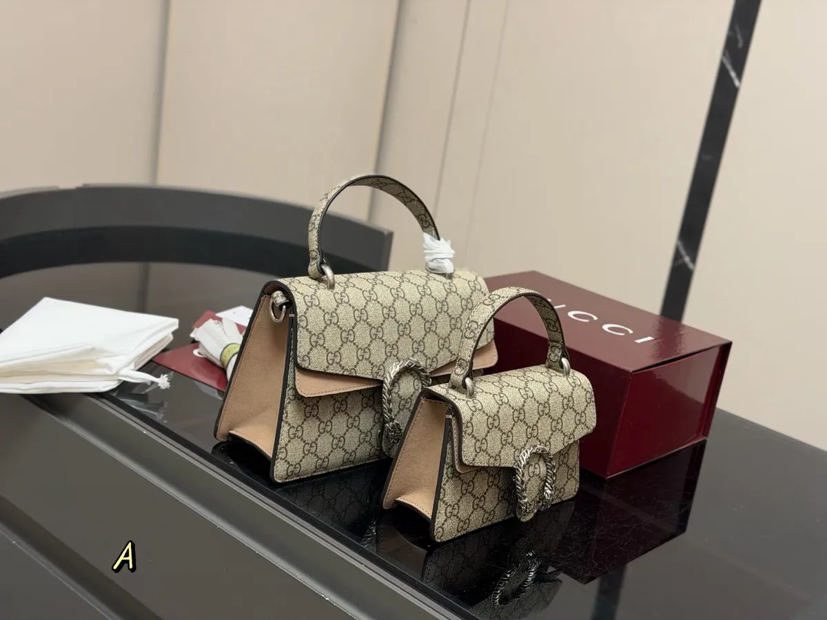 Gucci Handbag - 18 × 12 cm Options — source photograph 1 of 3