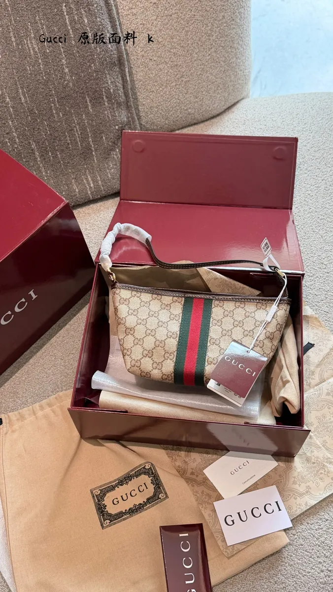 Gucci Monogram Shoulder Bag — source photograph 1 of 3