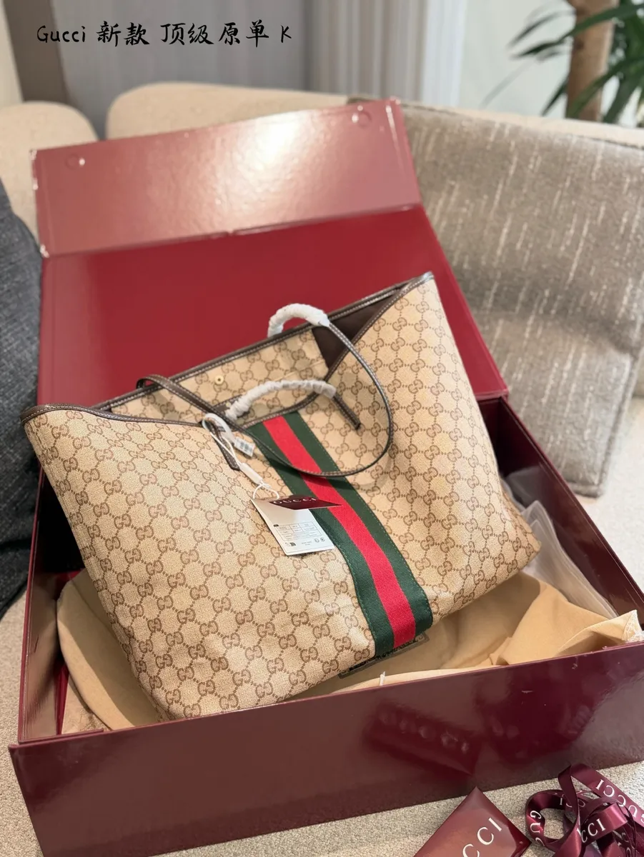 Gucci Monogram Tote Bag Replica - 40 cm — source photograph 1 of 3