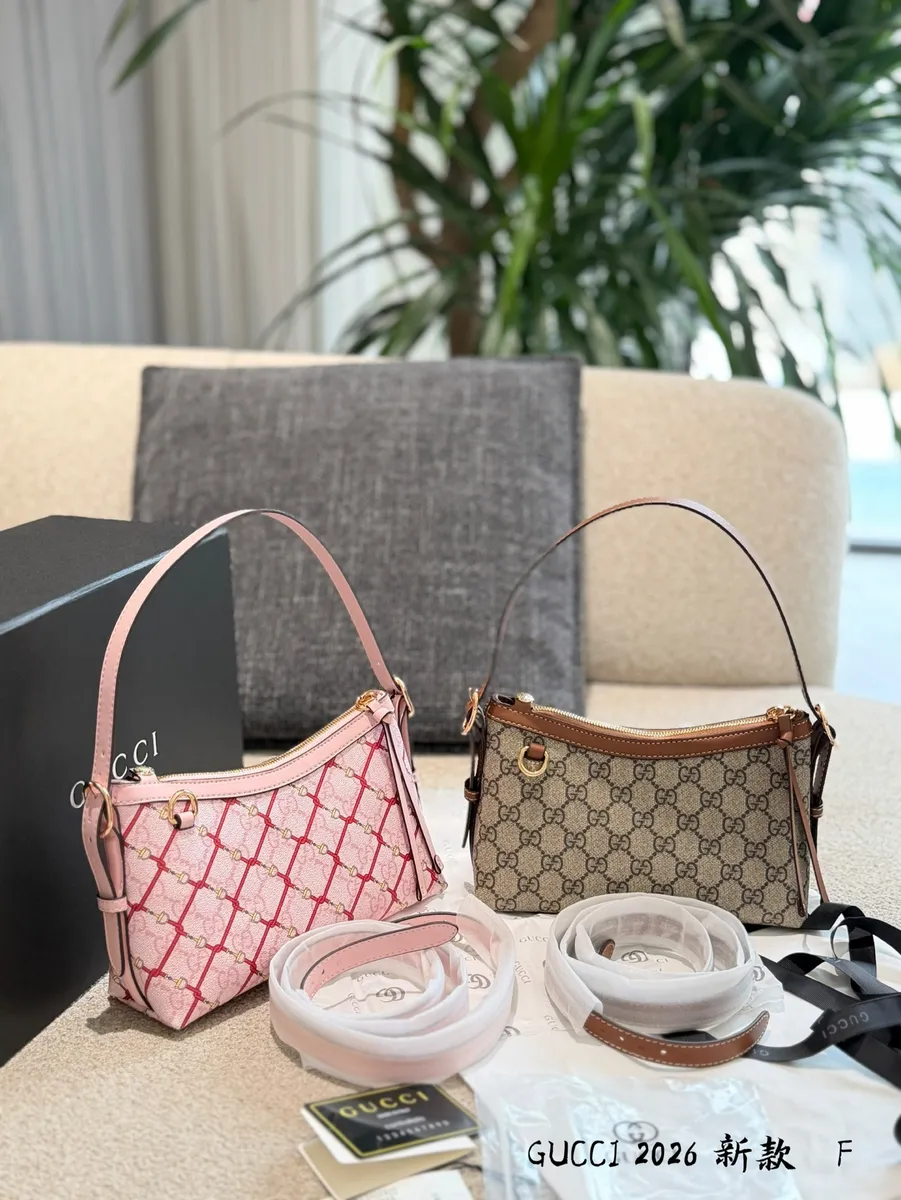 Gucci Ophidia Canvas Crossbody Bag - 26 cm — source photograph 1 of 3