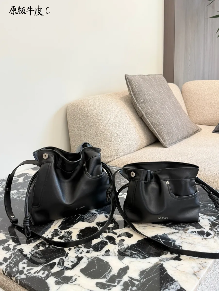 Loewe Flamenco Drawstring Crossbody Bag - 20 cm Options — source photograph 1 of 3