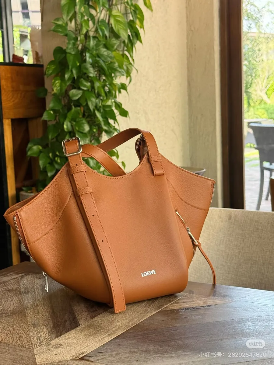Loewe Hammock Shoulder Bag — source photograph 1 of 3