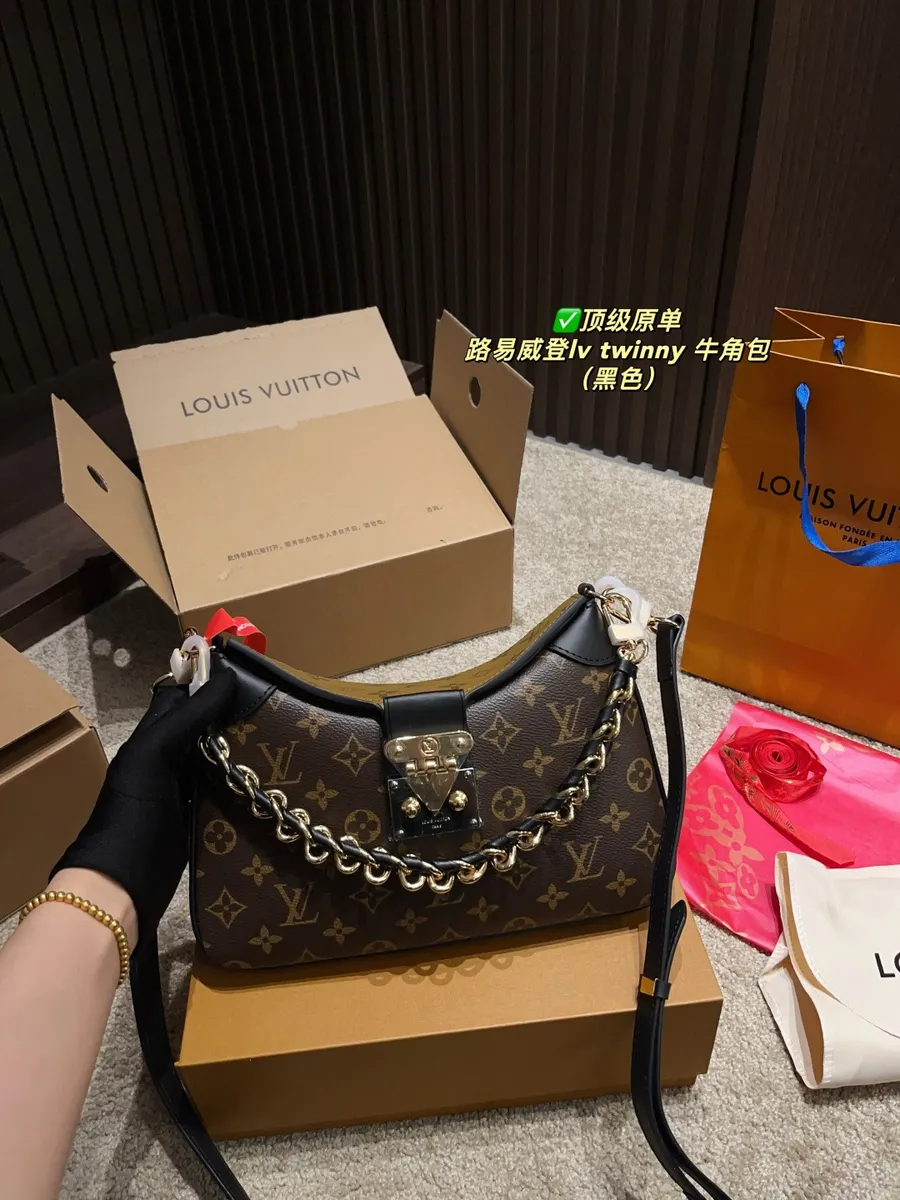 Louis Vuitton Croissant Chain Flap Crossbody Bag — source photograph 1 of 3