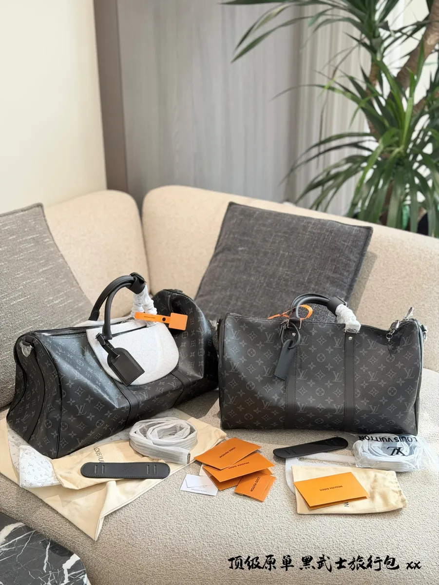 Louis Vuitton Keepall Canvas Monogram Travel Bag — source photograph 1 of 3
