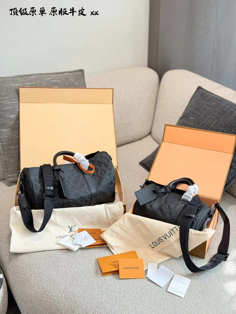 Louis Vuitton Keepall Monogram Crossbody Bag - 35 × 21 × 16 cm — source photograph 1 of 3