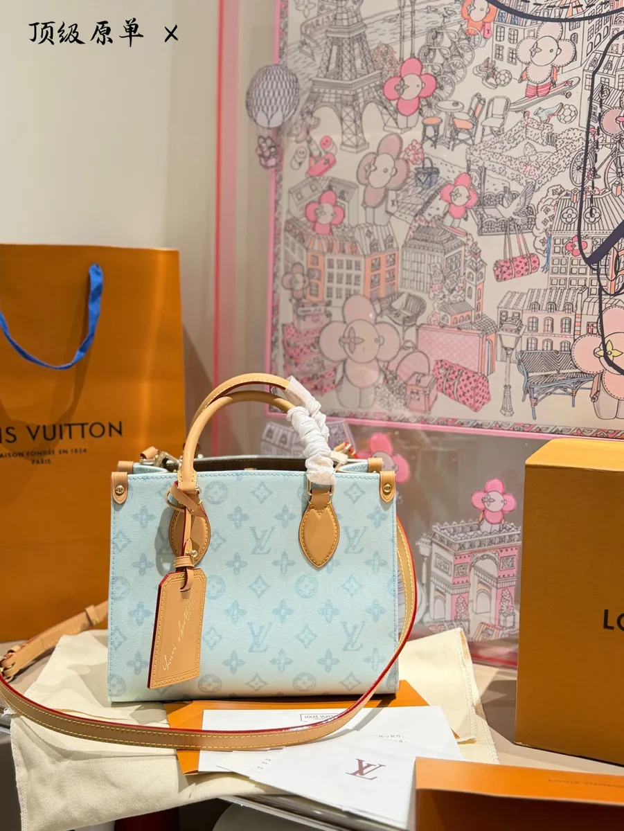 Louis Vuitton OnTheGo Canvas Monogram Crossbody Bag — source photograph 1 of 3