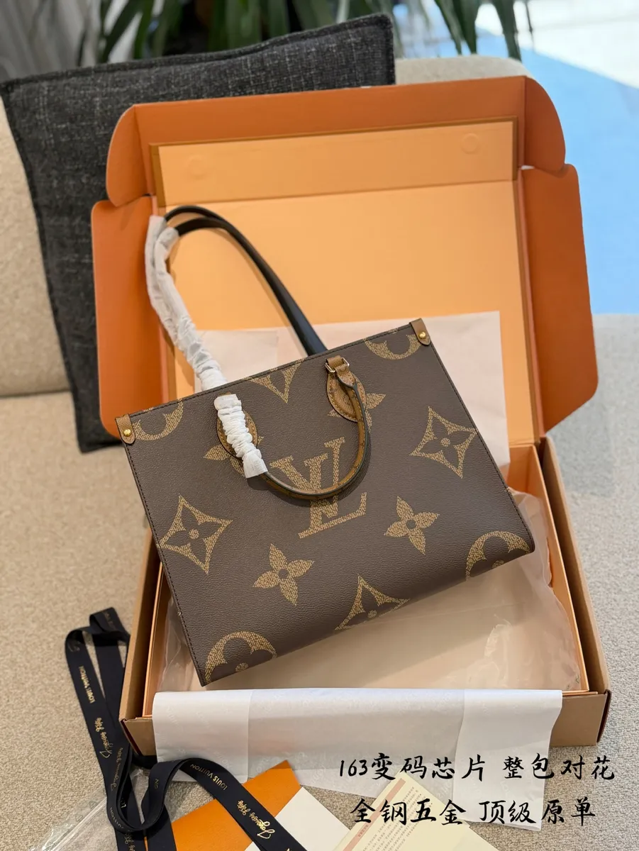 Louis Vuitton OnTheGo Canvas Monogram Tote Bag - 35 × 27 × 14 cm — source photograph 1 of 3