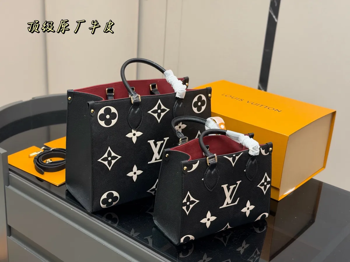 Louis Vuitton OnTheGo Tote Bag - 34 × 28 cm Options — source photograph 1 of 3