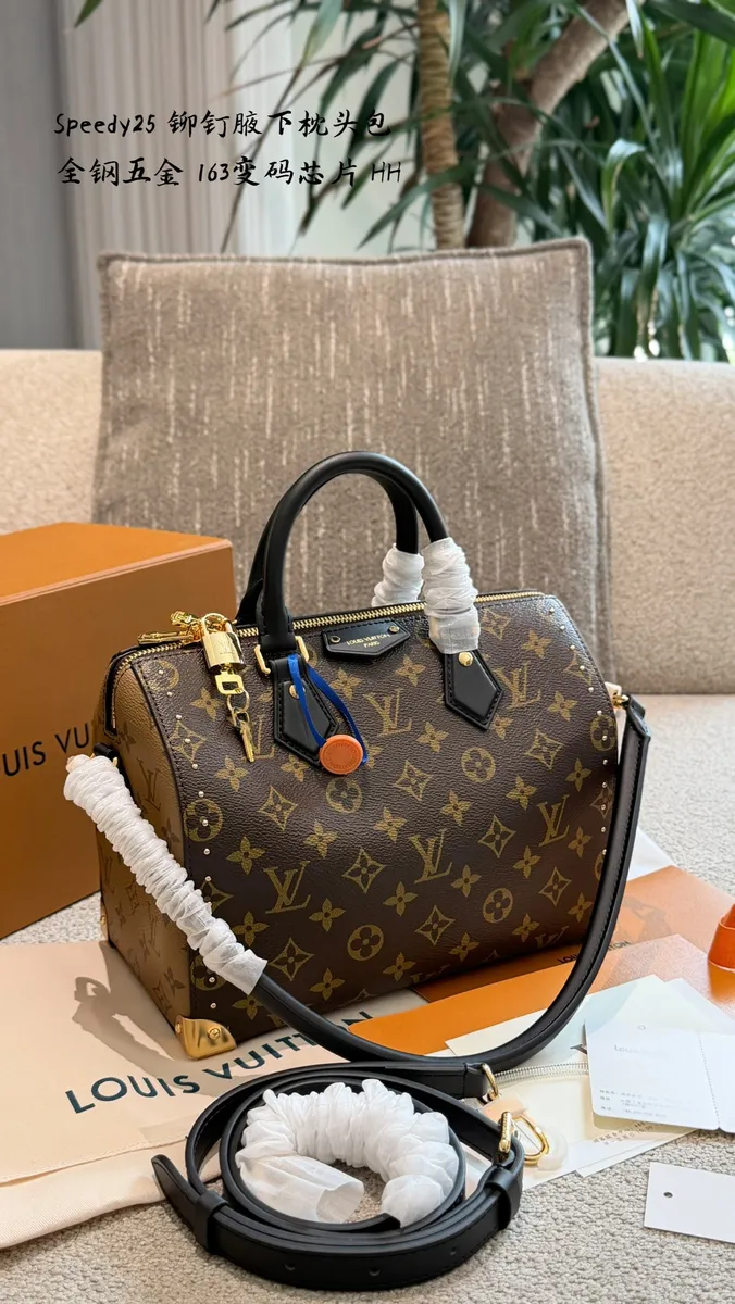 Louis Vuitton Speedy Canvas Monogram Crossbody Bag — source photograph 1 of 3