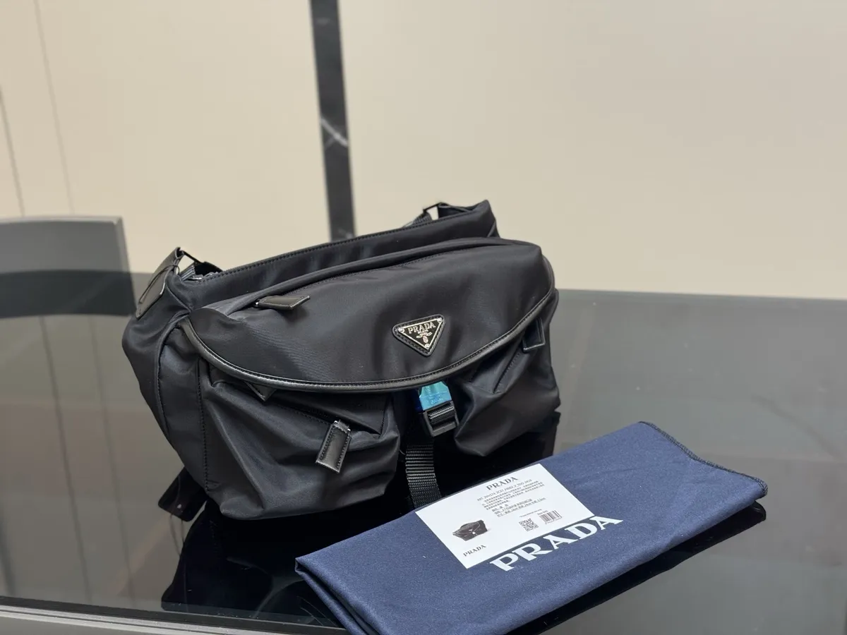 Prada Belt Bag - 30 × 20 cm — source photograph 1 of 3