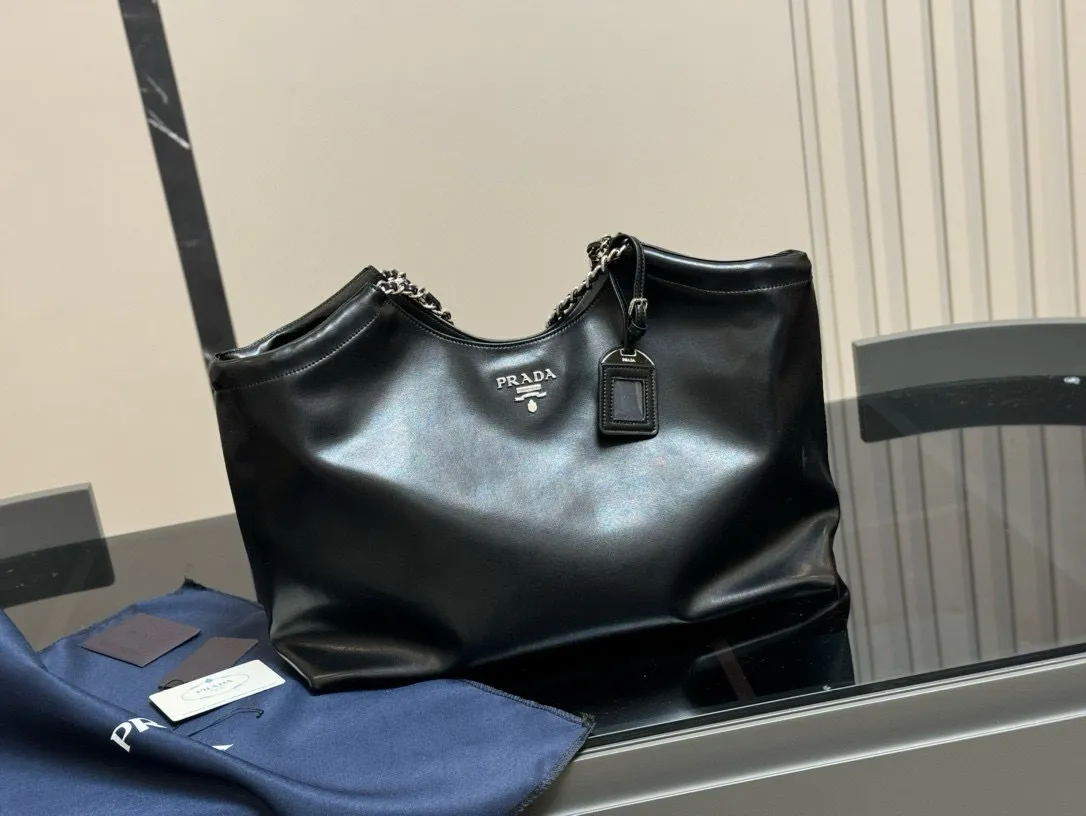 Prada Chain Tote Bag - 39 × 30 cm — source photograph 1 of 3