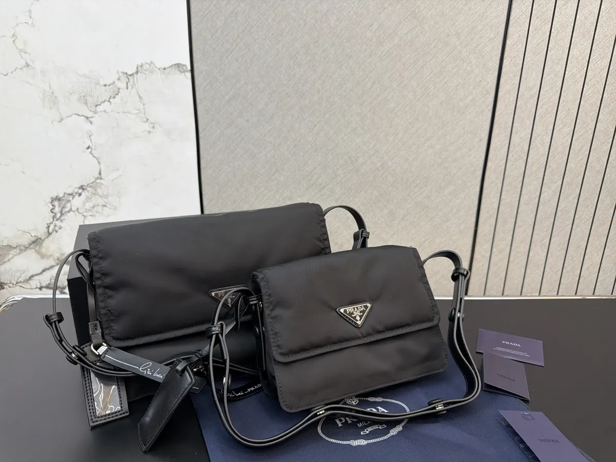 Prada Re-Nylon Flap Messenger Bag - 30 × 23 cm Options — source photograph 1 of 3
