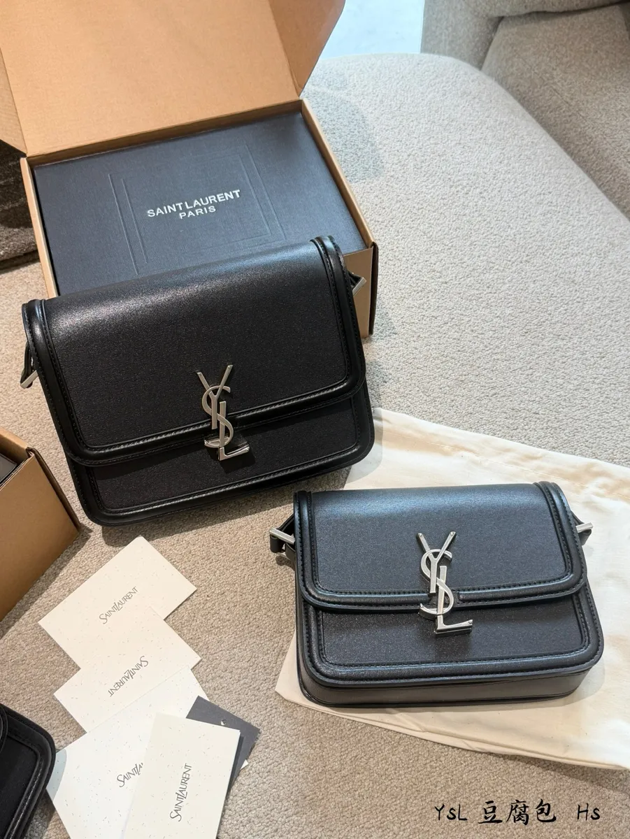 Saint Laurent Solferino Crossbody Bag - 19 cm Options — source photograph 1 of 3